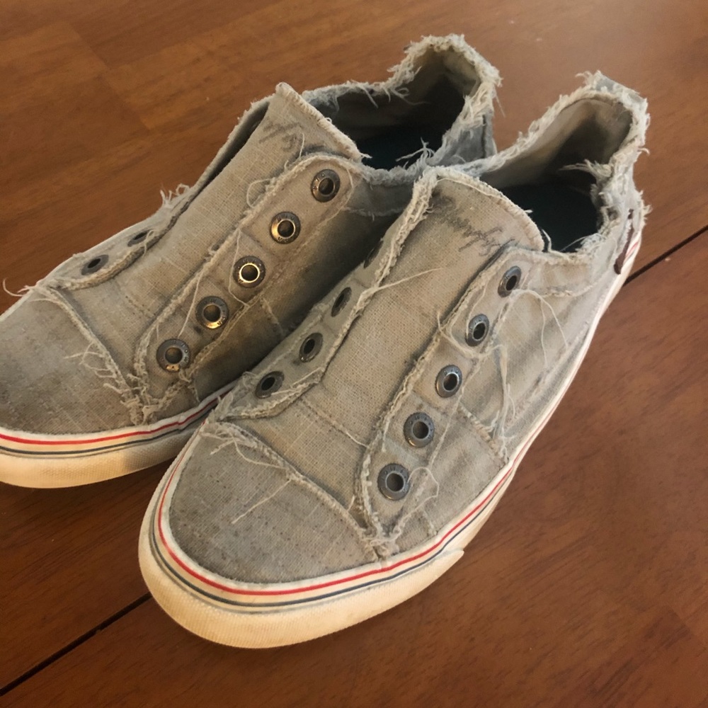 Women’s shoes